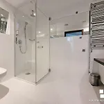 شقة Apartamentyprzymorzu Marine***** Dwupoziomowy Z Widokiem Na Morze كولوبرزيغ